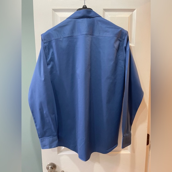 Van Heusen Men’s Large Button Up Long Sleeve Ultra Wrinkle Free Shirt Blue - Picture 3 of 3